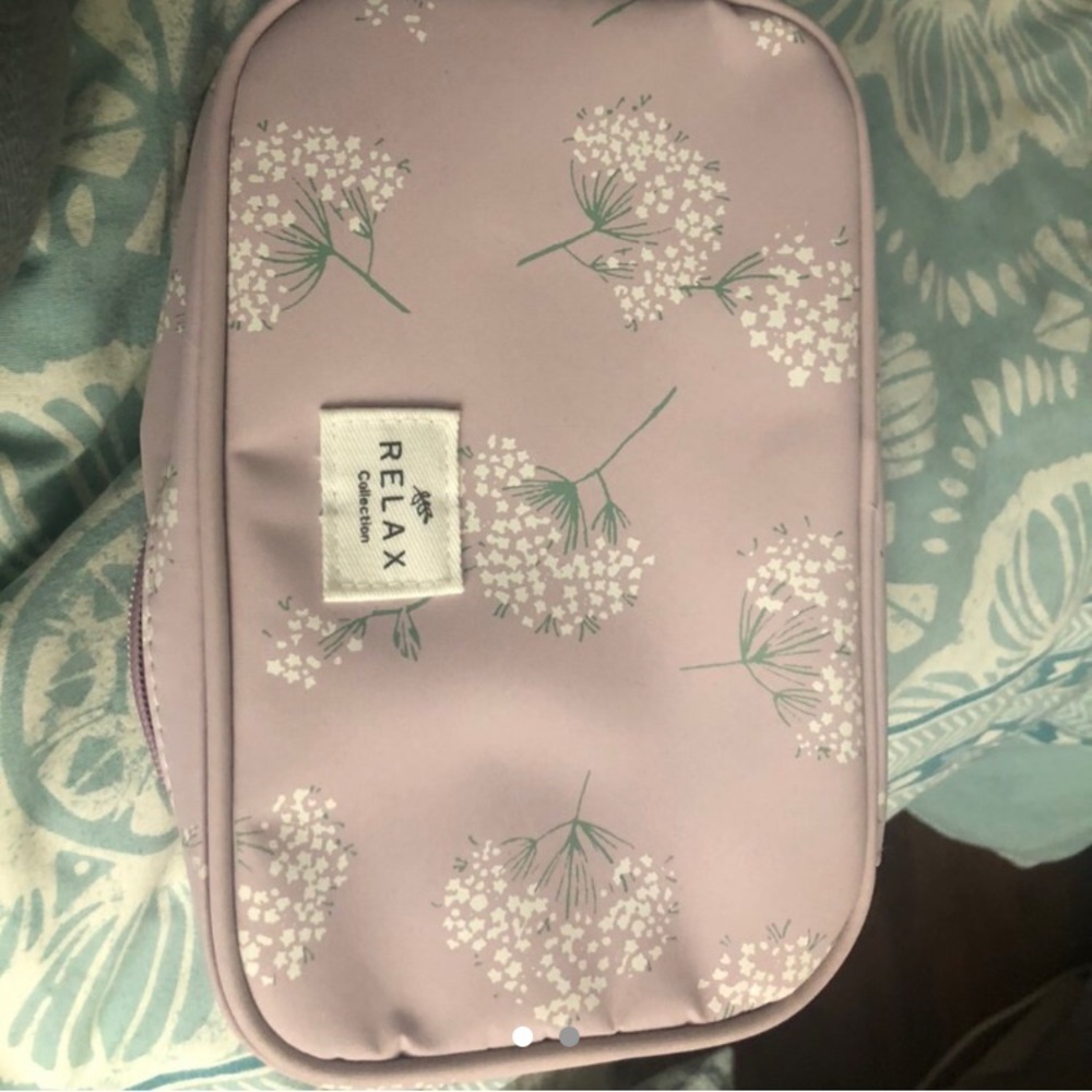 Brand New Makeup bag!